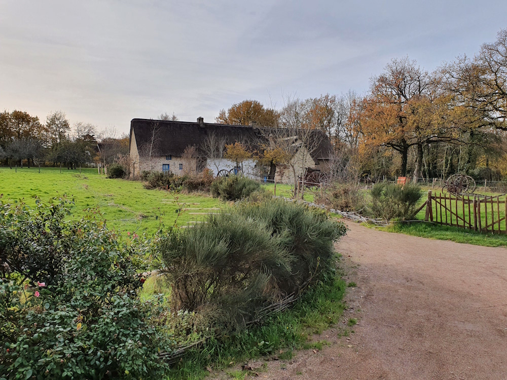 Vues du village de Kerhinet (Maison du Parc)
