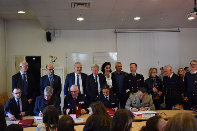 signature convention collège Mayenne